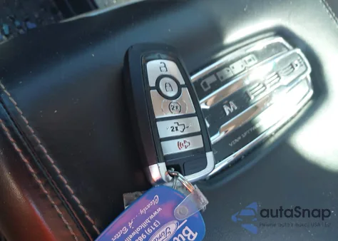 2021 Ford F-250 Limited из США, поврежденный, VIN 1FT7W2BTXMED34836